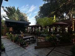 -拾光音乐餐酒吧(告庄星光夜市店)