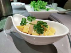 -御花园·粤菜·海鲜火锅(中山公园店)