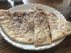 -溢心园香河肉饼总店