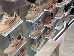 -万达广场(松江店)
