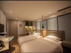 -柏曼酒店(合肥国购广场三里庵地铁店)