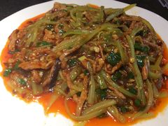 -万重锦·人文川菜馆(骡马市店)