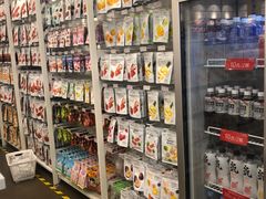 -名创优品(中原万达2F店)