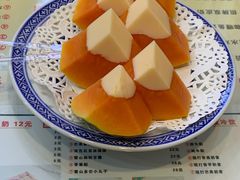 木瓜奶冻-广信牛奶甜品世家(台东店)