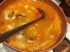 版纳野果酸汤鱼-云海肴·汽锅鸡·云南菜(广安门天虹店)
