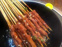 -虾弄弄海派小龙虾·牛羊蝎子火锅