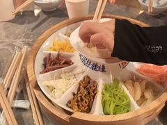 -怪噜范·贵阳小吃大排档旗舰店(世纪金源店)