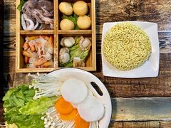 墨鱼仔-拾下卜卜贝•海鲜火锅