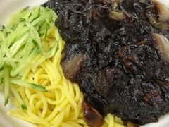 炸酱面-釜山美食(大润发店)