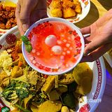 西安小吃千千万 头牌盘盘麻辣拌