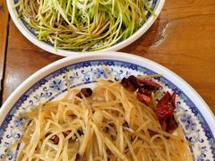 -都江堰石锅鱼