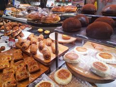 -巴黎贝甜(华堂新辰汇店)