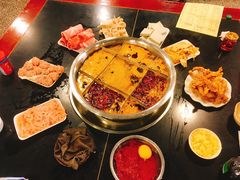 -邓莽子老火锅(中兴路总店)