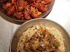 -巴厘龙虾·榜首油焖大虾(音乐学院·沿江酒馆店)