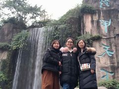 -峨眉山报国寺