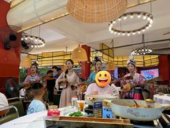 -刘姐啤酒鱼民族演艺餐厅(西街总店)