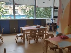 -戊辰亲子游泳俱乐部