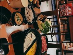 -呷哺呷哺(星光天地店)