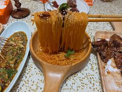 -小董哥烤串·爆汁大油边(故宫店)
