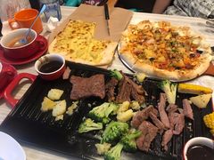 -必胜客(证大大拇指店)