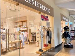 -王府井奥莱临潼小镇(临潼店)