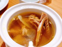 -顺风汤馆·广府粤菜(江宸天街店)