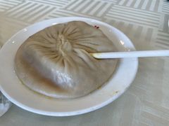 蟹黄汤包-怡园饭店-餐厅(四望亭店)