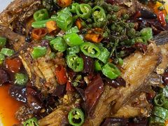 干烧耗儿鱼-洪霞餐馆