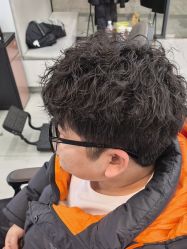 -尤司男士国潮理发馆