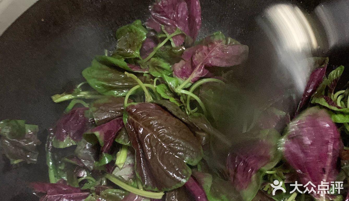 红彤彤美味营养的快手家常菜清炒红苋菜