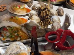 -围炉肉舍•炭烤活鳗•丹东海鲜烤肉(步行街店)