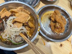 -柳州肥姨妈大骨螺蛳粉(曹路店)