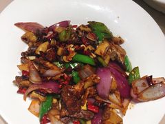 -老码头黑皮肘子锅包肉(赣水路店)