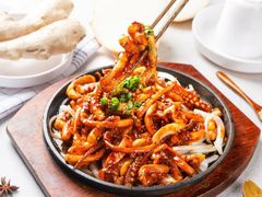 -喇喇排骨火锅·传统韩式脊骨汤(望京西园总店)