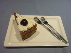 樱桃蛋糕-伊斯坦布尔土耳其清真咖啡餐厅