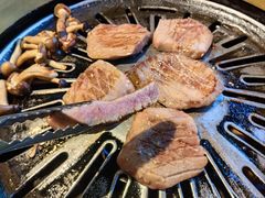 -炼火烤肉店