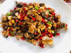 -小洞天柴火土菜馆