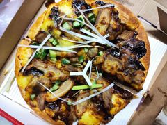 果木香风味烤鸭披萨-必胜客(松雷店)