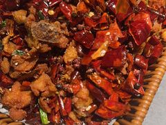 -吴越荣记苏州菜·松鼠桂鱼100%活鱼现做(斜塘老街店)