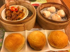 酥皮焗叉烧包-添好运点心专门店(深水埗店)