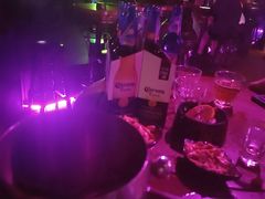 -滨海欢乐昔唐酒吧(财富星座店)