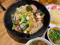 -万记麻辣烫国展总店