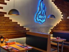 -何师烧烤·小龙虾·江湖川菜·精酿啤酒(成温店)