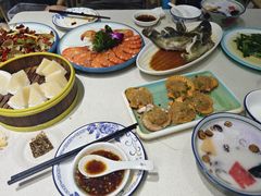 -锦里海景海鲜餐厅.三亚老字号(亚龙湾中心广场店)