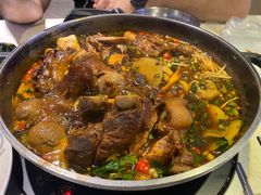 -运气牛自助酱大骨火锅(南京东路店)