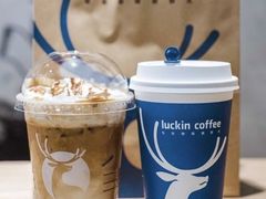 -瑞幸咖啡(新华百货宁阳广场店)