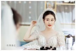 -欣薇婚纱(新源乐汇城店)