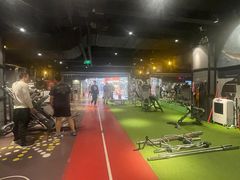 -VLines耀能运动24小时·月付制健身(京广桥店)
