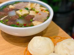 -金莹丸子汤清真(朝外SOHO店)