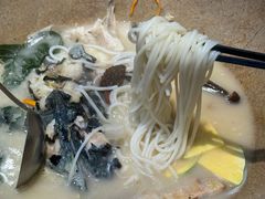 -滇小鱼·云南野生菌火锅(上杭路店)